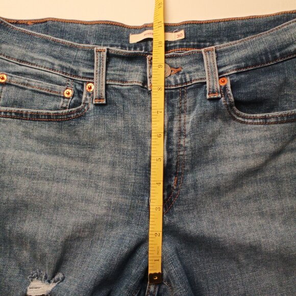 Levi's Boyfriend Jeans Size 30/10 Mid Rise Slim Leg Medium Wash Distrressed - Picture 7 of 9